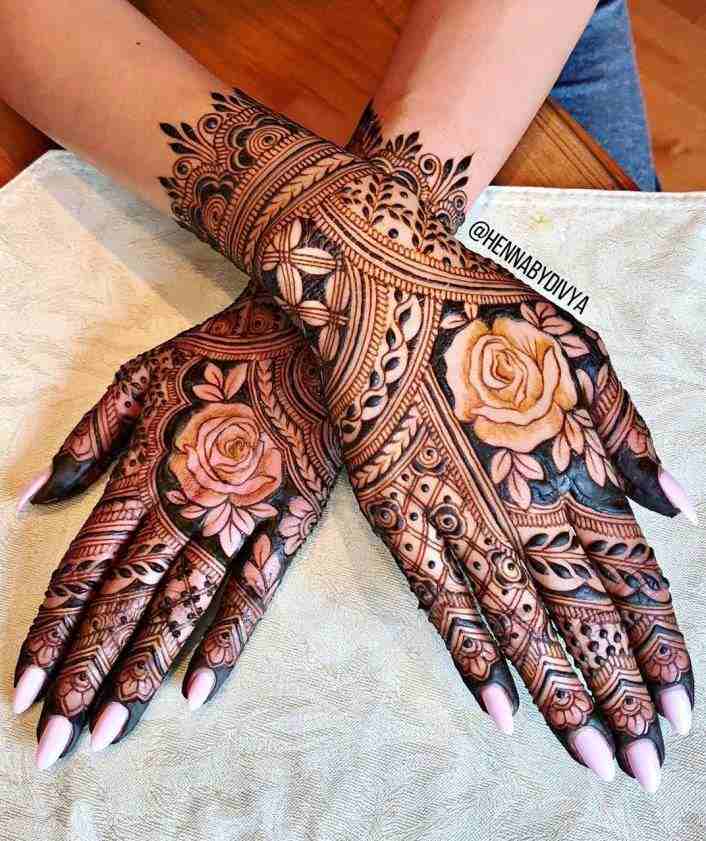 Back Hand Arabic mehendi Design